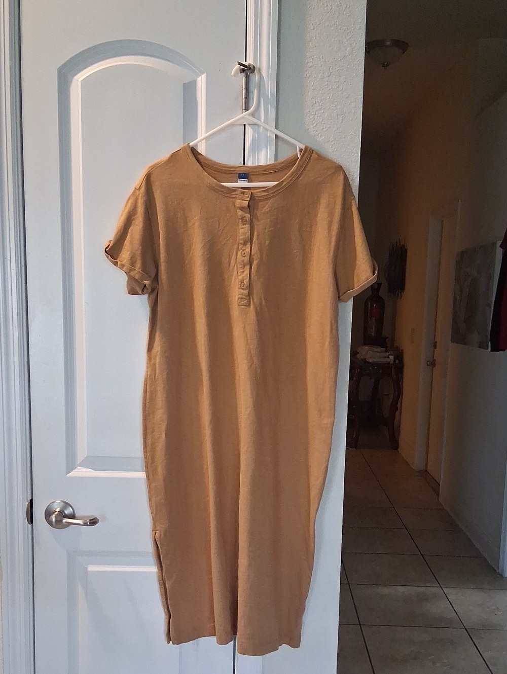 Old Navy Tan Short-Sleeve Henley Midi Dress